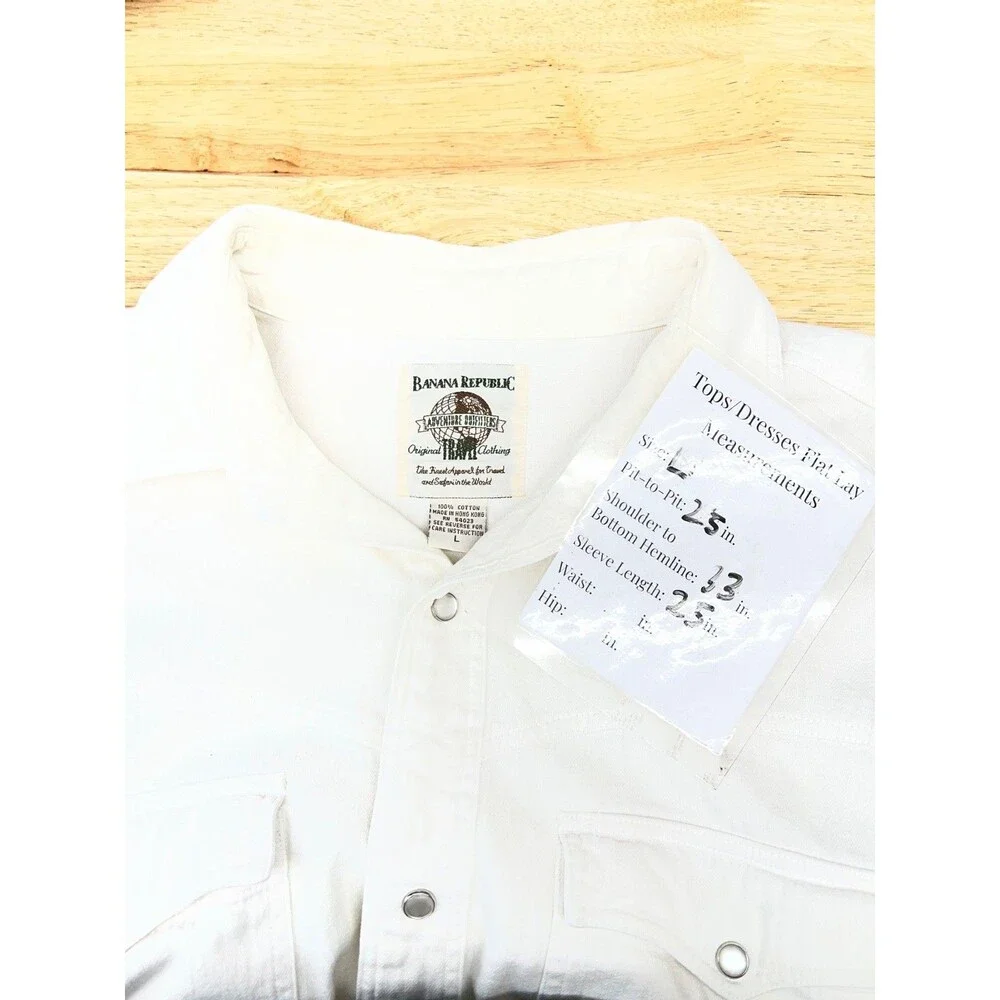 Banana Republic Adventure Outfitters Shirt L White Pearl Snap Safari 80s VTG